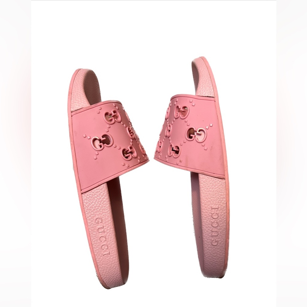 Pink Gucci Rubber slides. US Size 8 - Picture 2 of 9